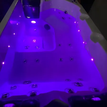 公寓 Liege Luxe & Jacuzzi Sous Les Etoiles 圣尼古拉