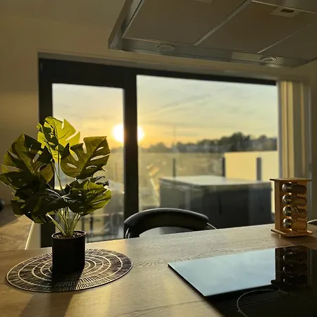 Liege Luxe & Jacuzzi Sous Les Etoiles 아파트 *